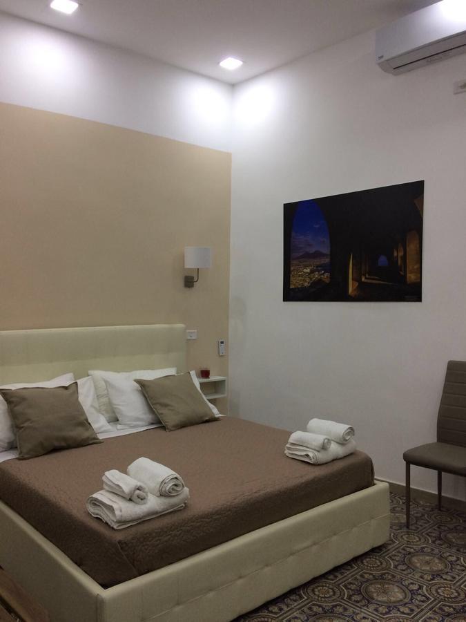 ナポリ Decumani Prestige Bed & Breakfast エクステリア 写真