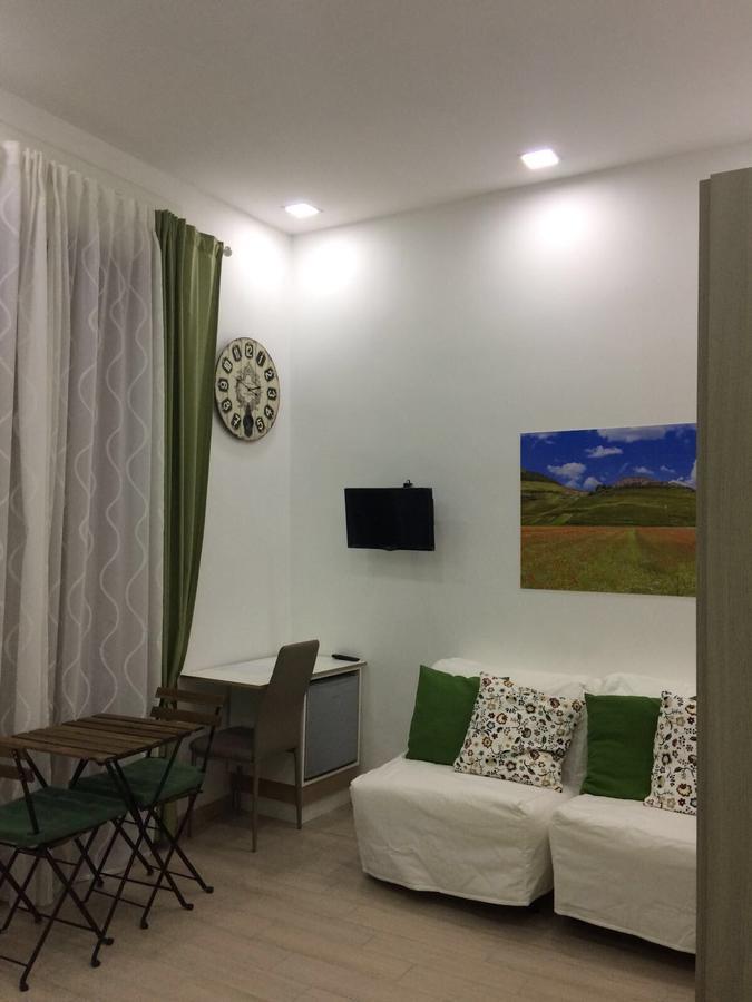 ナポリ Decumani Prestige Bed & Breakfast エクステリア 写真